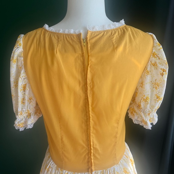 Vintage Western Prairie Boho Peasant Style Dress - Picture 7 of 10